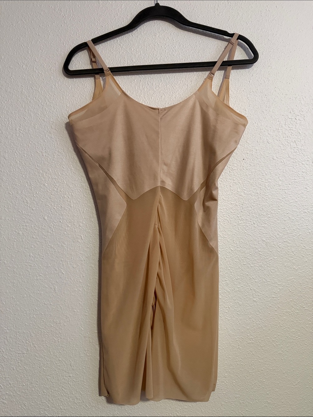 SPANX Haute Contour Open-Bust Mid-Thigh Bodysuit - Picture 5 of 7